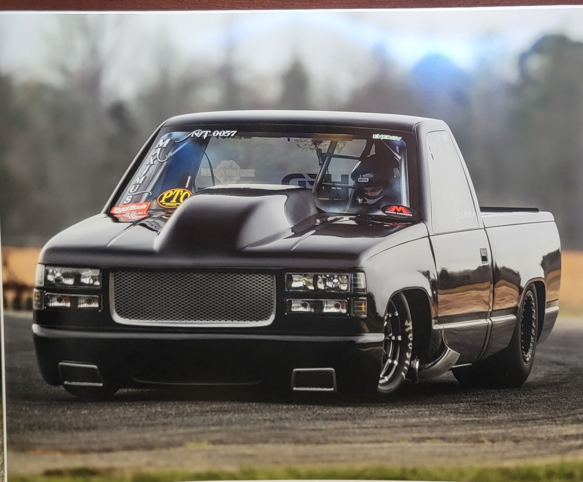 POSTER 28 X 20